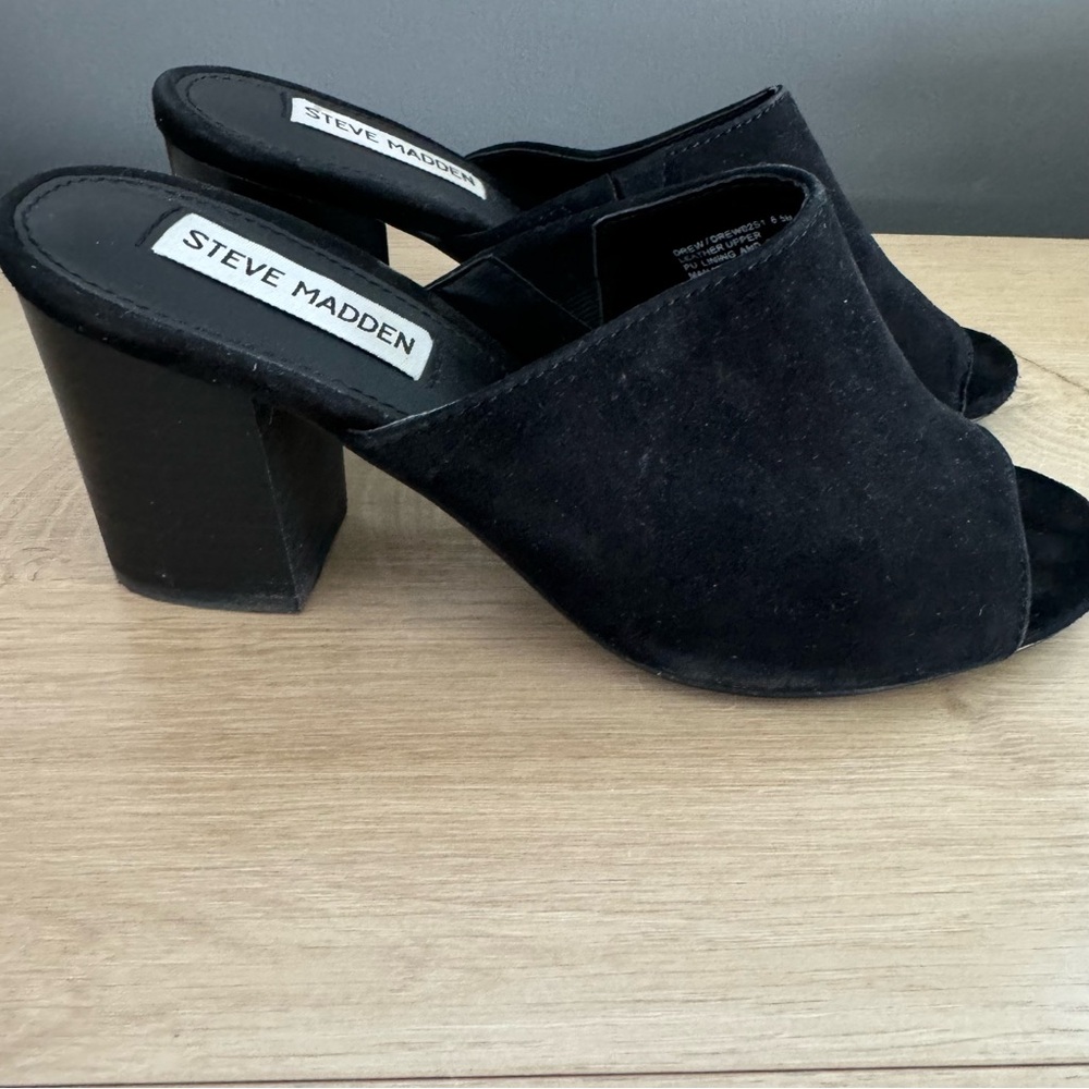 Steve Madden Suede Black Peep Toe Mules